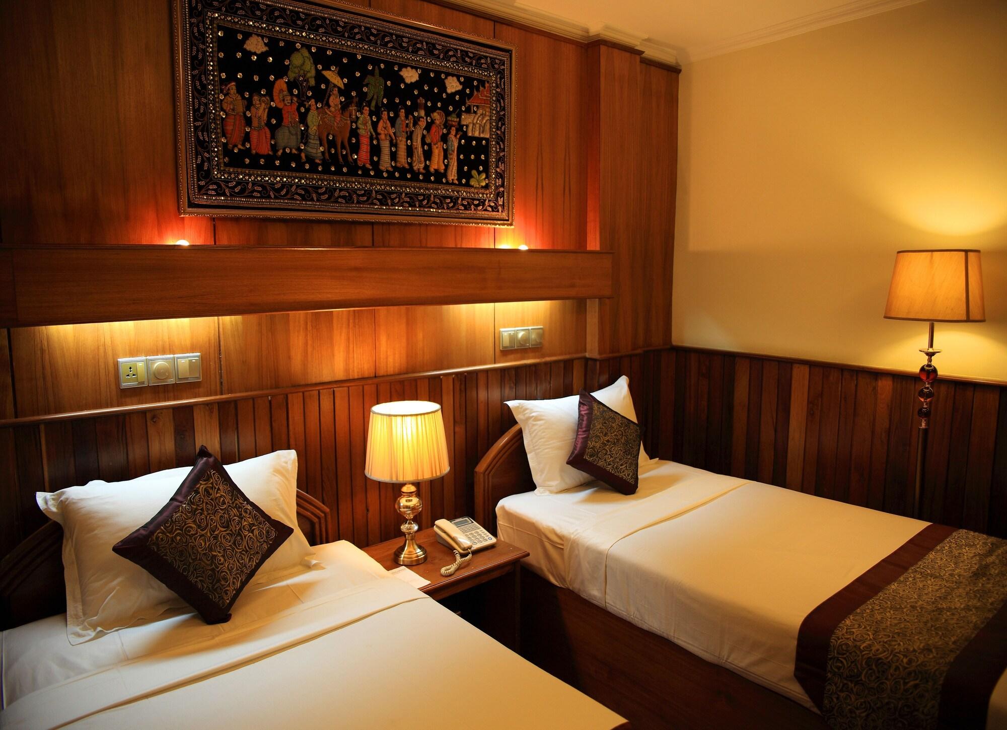 The Hotel Emperor Mandalay Ngoại thất bức ảnh